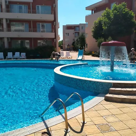 Nessebar Fort Club Studio 40m2 * Slantschew brjag